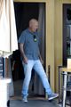 bruce willis rare lunch outing after aphasia diagnosis 36