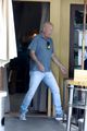 bruce willis rare lunch outing after aphasia diagnosis 37