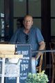bruce willis rare lunch outing after aphasia diagnosis 39