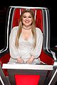 kelly clarkson missing from the voice announcement 19
