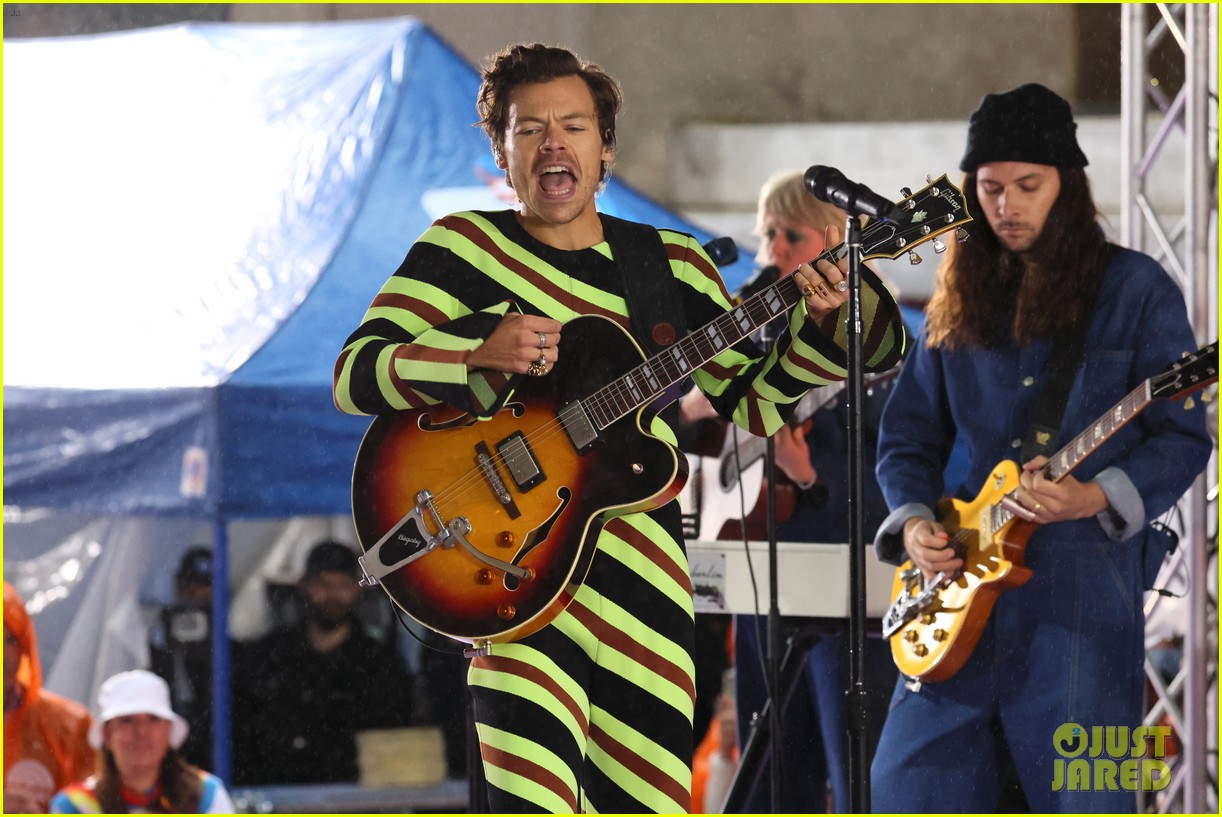 Photo harry styles today show 2022 16 Photo 4760311 Just Jared