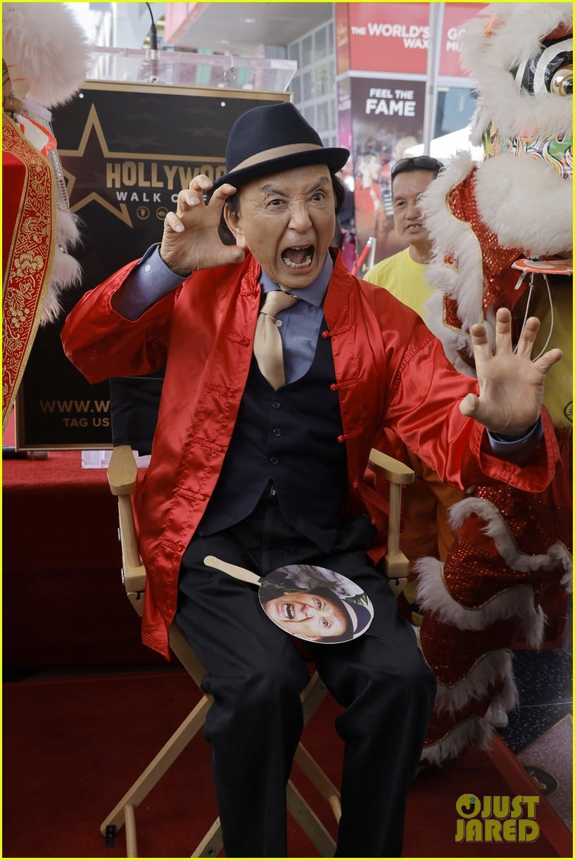 Photo james hong star walk fame hollywood ceremony 01 Photo 4756140