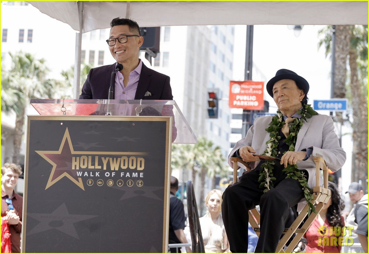 Photo james hong star walk fame hollywood ceremony 26 Photo 4756165