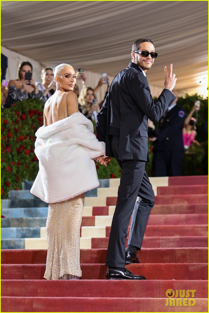 Kim Kardashian Reveals How She Lost 16 Pounds in 3 Weeks to Fit Into