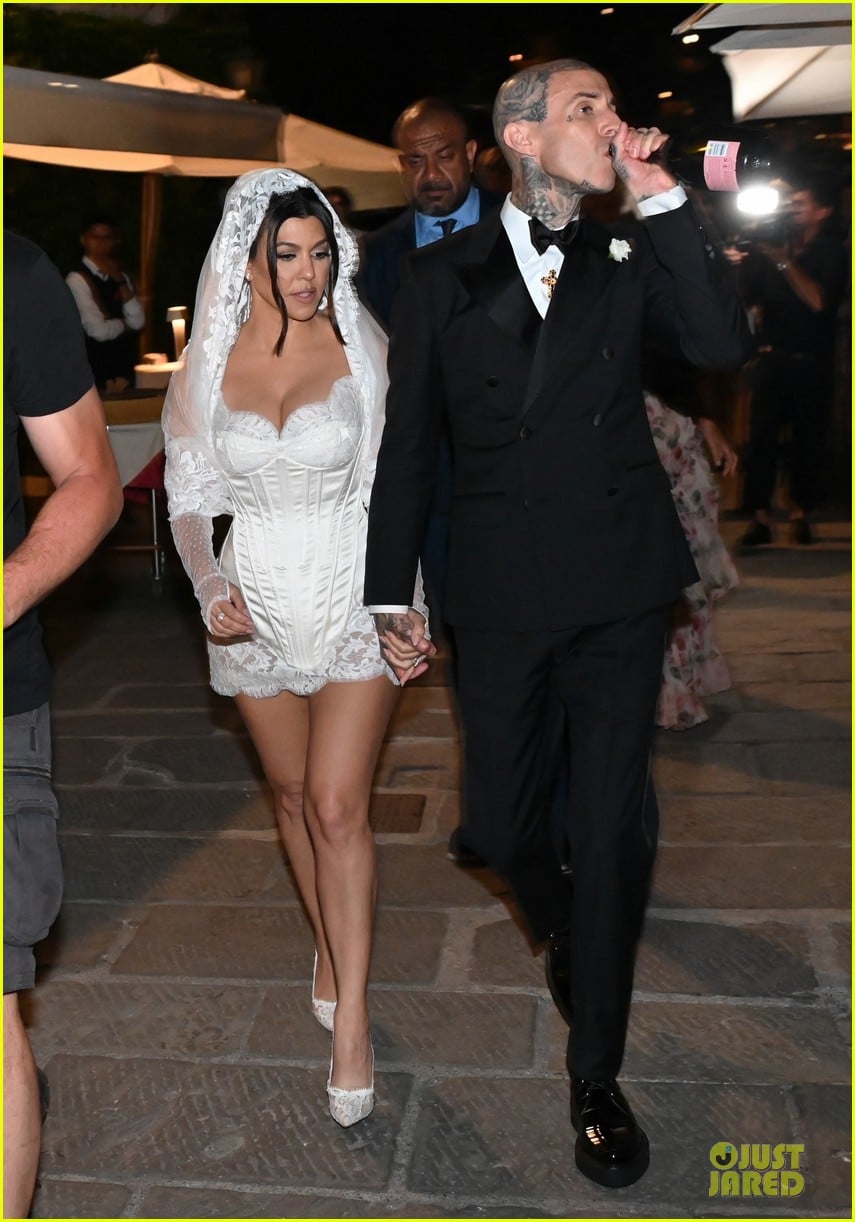 Kourtney Kardashian s Wedding Photos See Her Dress Gorgeous Venue