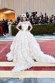 kylie jenner reacts to criticism of her met gala dress 01