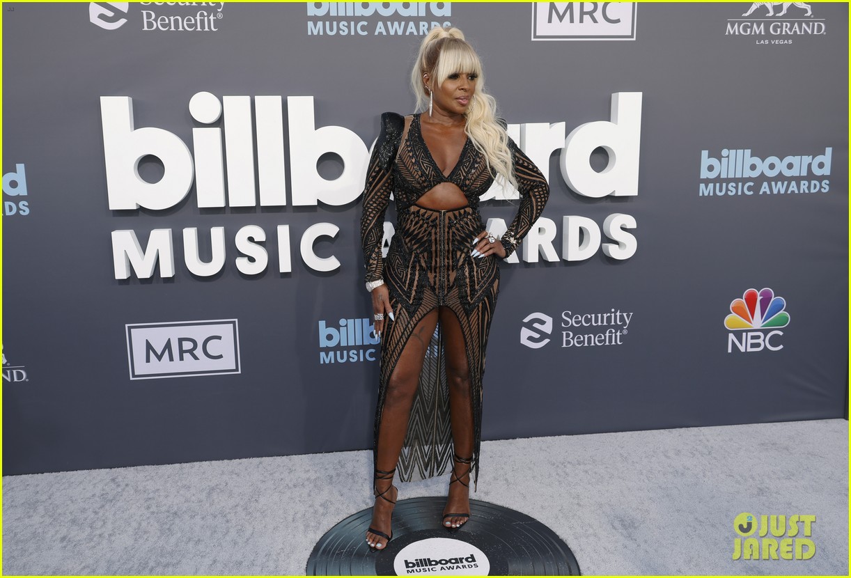 megan thee stallion wins bbmas mary blige sean combs more 594758453
