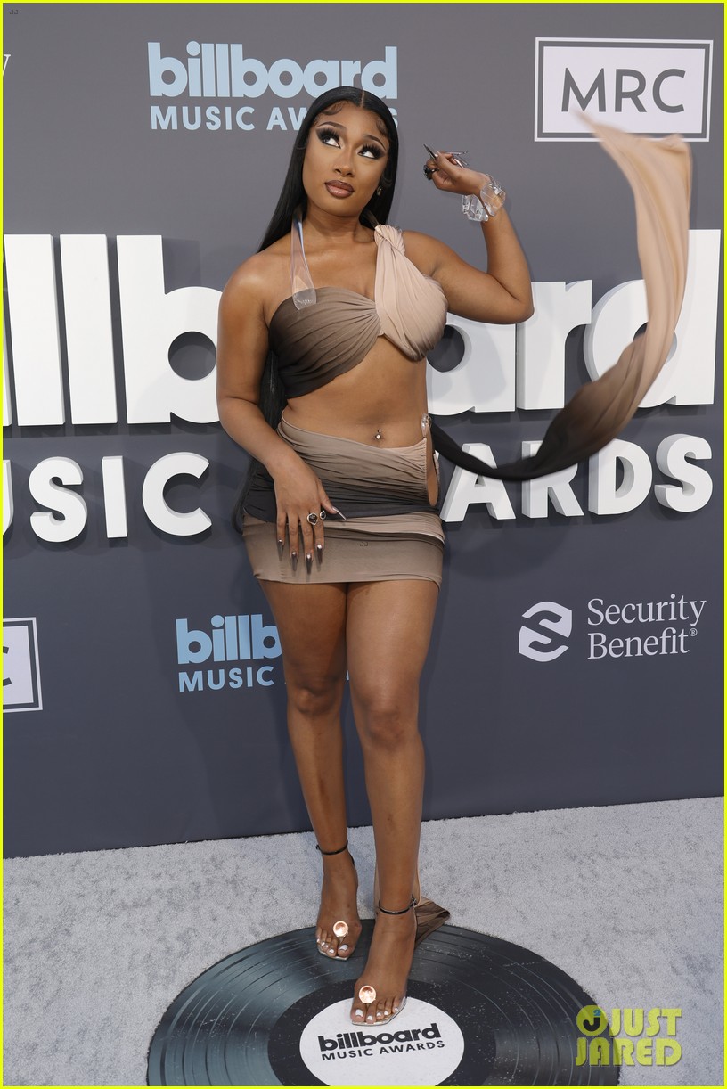 megan thee stallion wins bbmas mary blige sean combs more 694758463