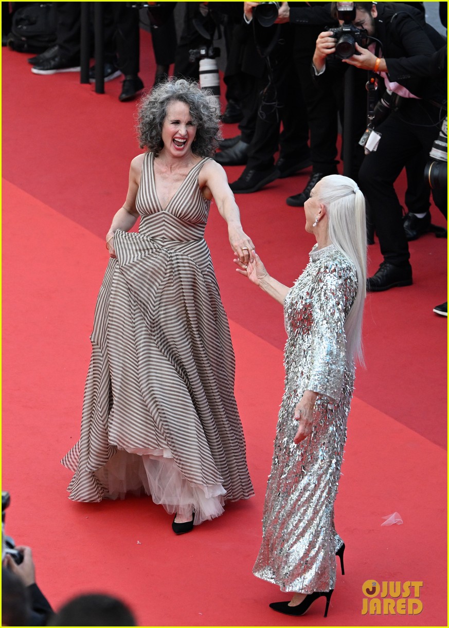 Helen Mirren Wows with Super Long Hair Extensions on Cannes Red Carpet:  Photo 4766168 | 2022 Cannes Film Festival, Andie MacDowell, Helen Mirren  Pictures | Just Jared