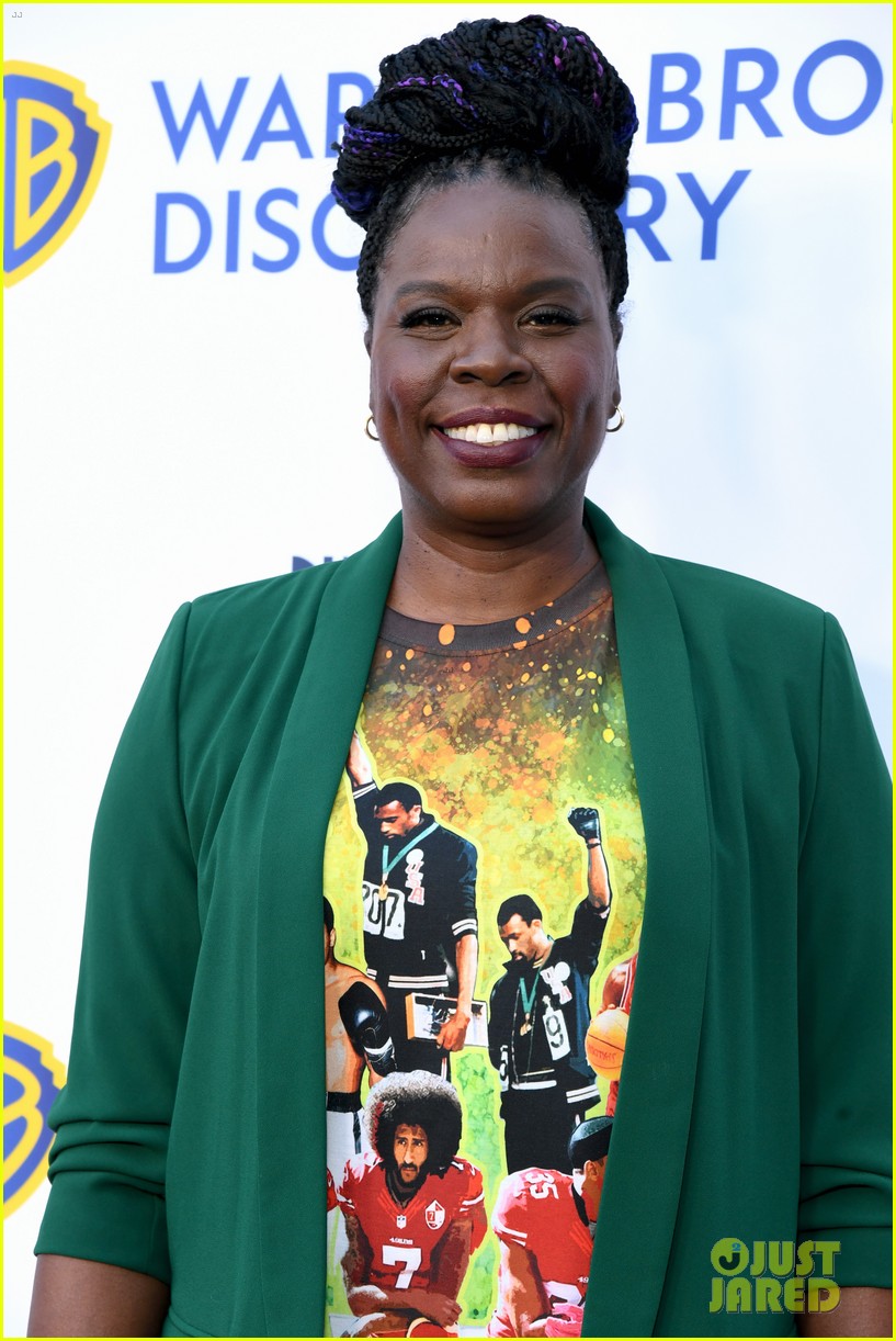 Julia LouisDreyfus Reunites with 'Veep' CoStar Tony Hale at NRDC's Night of Comedy Benefit