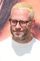 seth rogen debuts bleached blonde hair at pam tommy fyc event 05