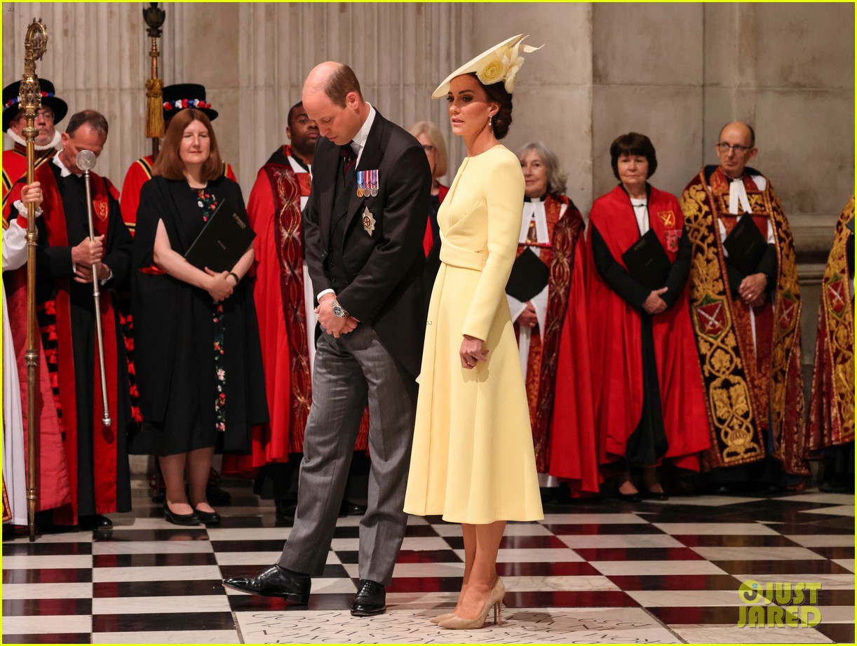 Prince William & Kate Middleton Join Royals at Service of Thanksgiving