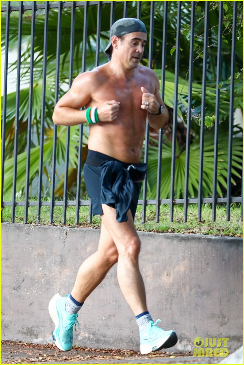 colin farrell shirtless jog out in la 054786256