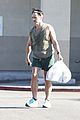 colin farrell grocery shopping 01