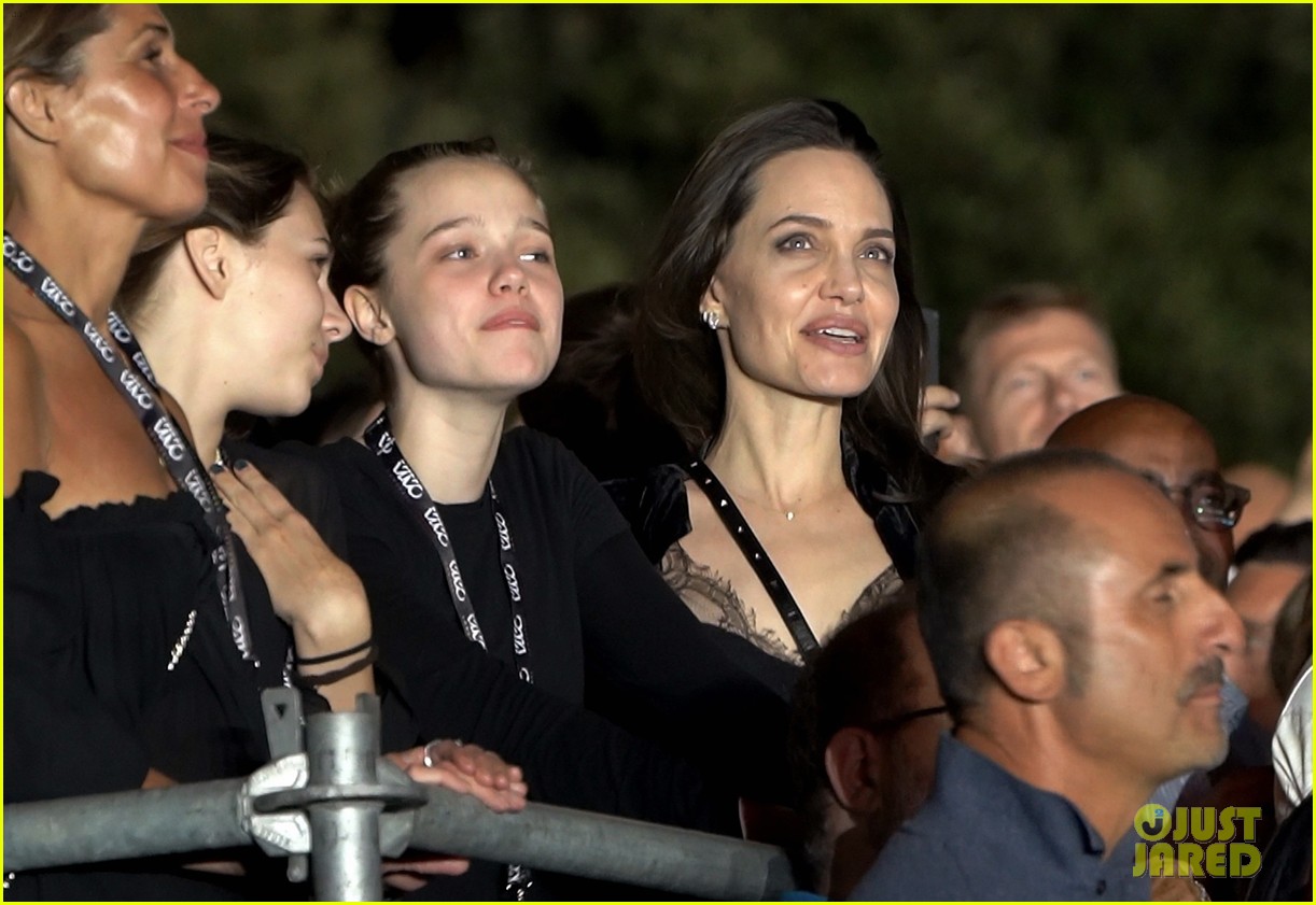 Angelina And Shiloh At Concert