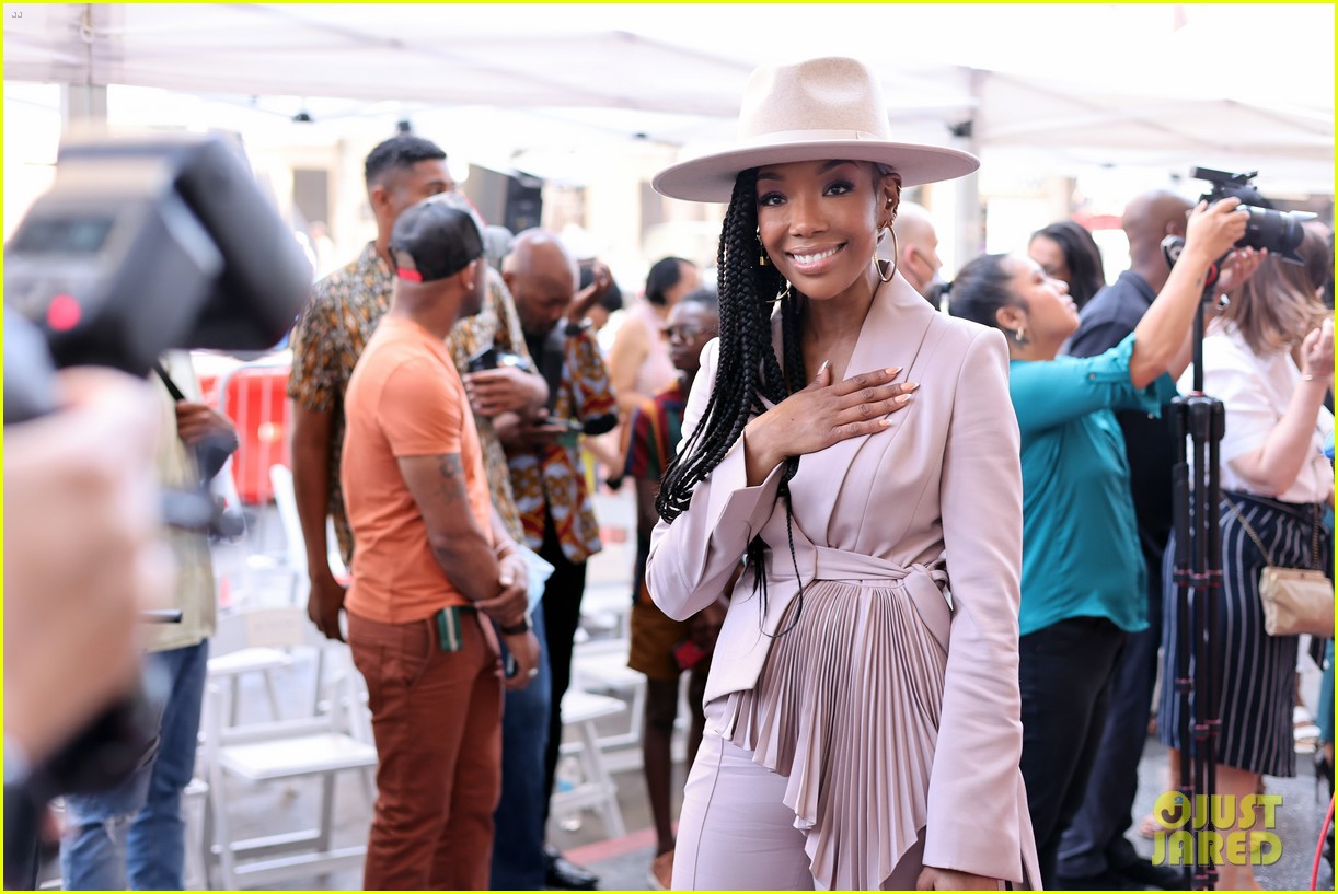 Jenifer Lewis High Kicks Her Way Into Hollywood Walk of Fame Ceremony
