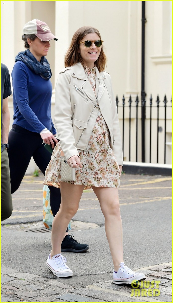 Kate Mara & Jamie Bell Spend the Afternoon House Hunting in London