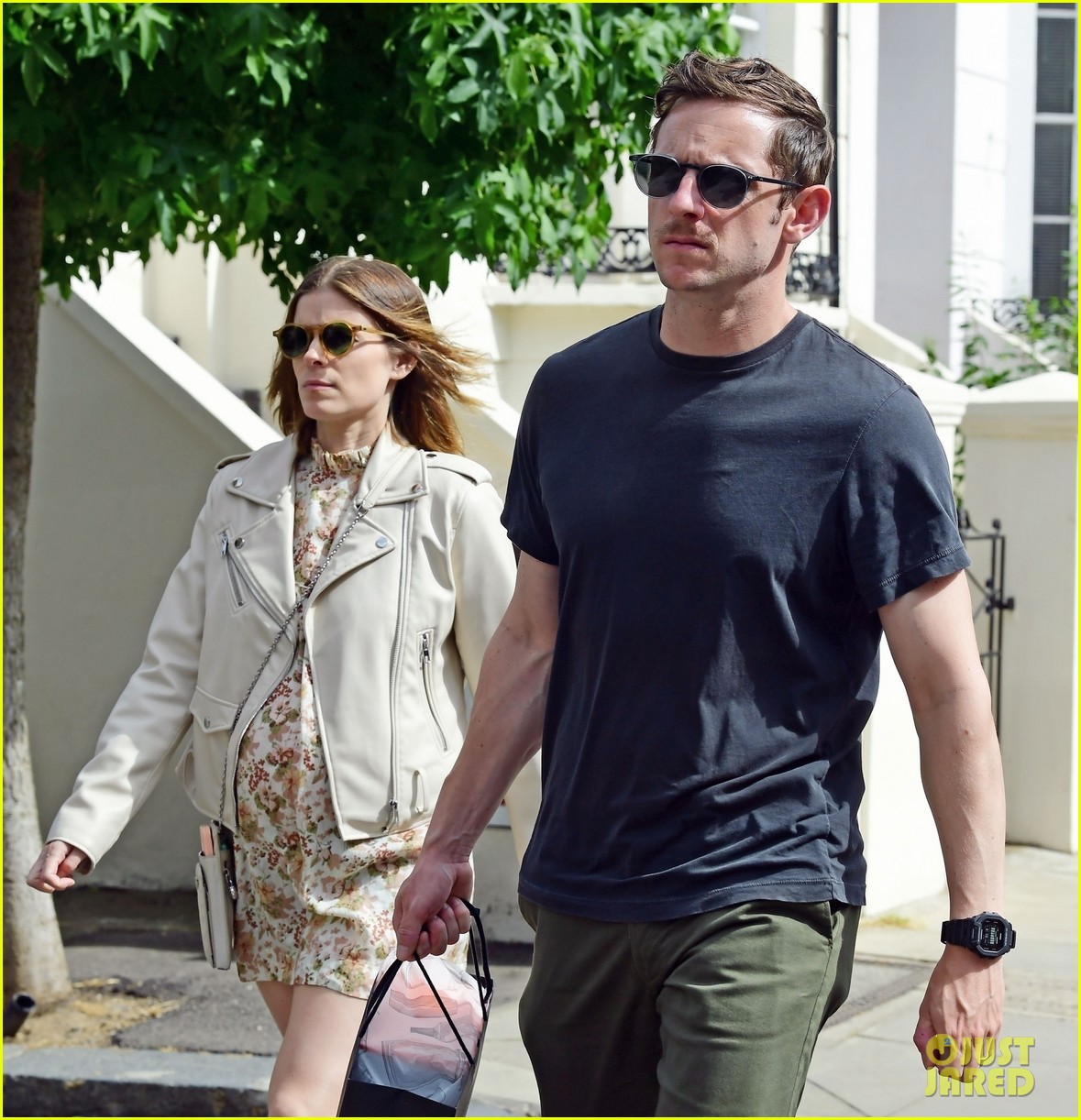 Kate Mara & Jamie Bell Spend the Afternoon House Hunting in London