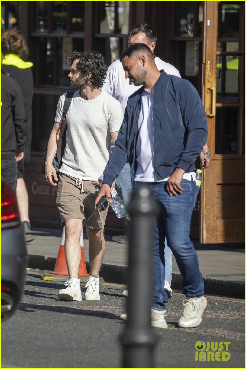 penn badgley heads out after wrapping filming you for the day 11