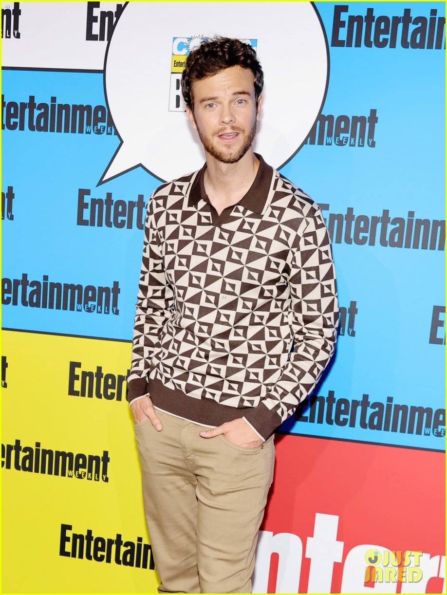 Simu Liu & Jade Bender Couple Up For Entertainment Weekly's Huge Comic-Con Party!: Photo 4794470 | aldis hodge, Asher Angel, Emily Hampshire, Ethan Peck, Harvey Guillen, Jack Dylan Grazer, Jack Quaid, Jade Bender, Lauren Ridloff, Nazanin Boniadi, Paul Wesley, Simu Liu, Winston Duke Pictures - Vimarsana News