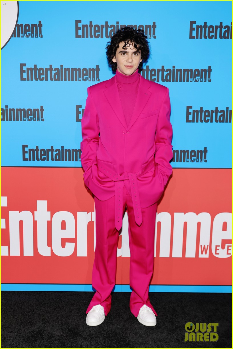 Simu Liu & Jade Bender Couple Up For Entertainment Weekly's Huge Comic-Con Party!: Photo 4794475 | aldis hodge, Asher Angel, Emily Hampshire, Ethan Peck, Harvey Guillen, Jack Dylan Grazer, Jack Quaid, Jade Bender, Lauren Ridloff, Nazanin Boniadi, Paul Wesley, Simu Liu, Winston Duke Pictures - Vimarsana News