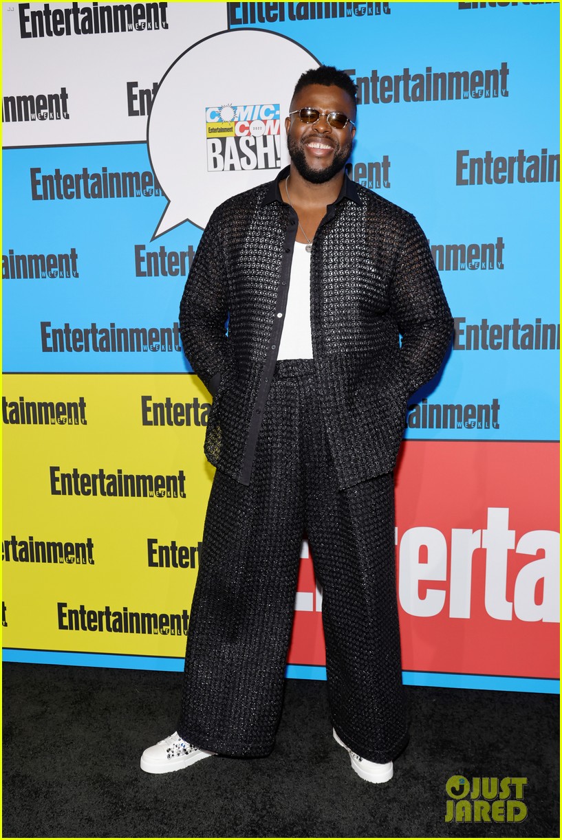 Simu Liu & Jade Bender Couple Up For Entertainment Weekly's Huge Comic-Con Party!: Photo 4794486 | aldis hodge, Asher Angel, Emily Hampshire, Ethan Peck, Harvey Guillen, Jack Dylan Grazer, Jack Quaid, Jade Bender, Lauren Ridloff, Nazanin Boniadi, Paul Wesley, Simu Liu, Winston Duke Pictures - Vimarsana News