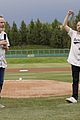 bryan cranston aaron paul dos hombres charity game 25