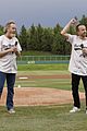 bryan cranston aaron paul dos hombres charity game 28