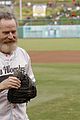 bryan cranston aaron paul dos hombres charity game 35