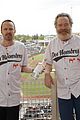bryan cranston aaron paul dos hombres charity game 51