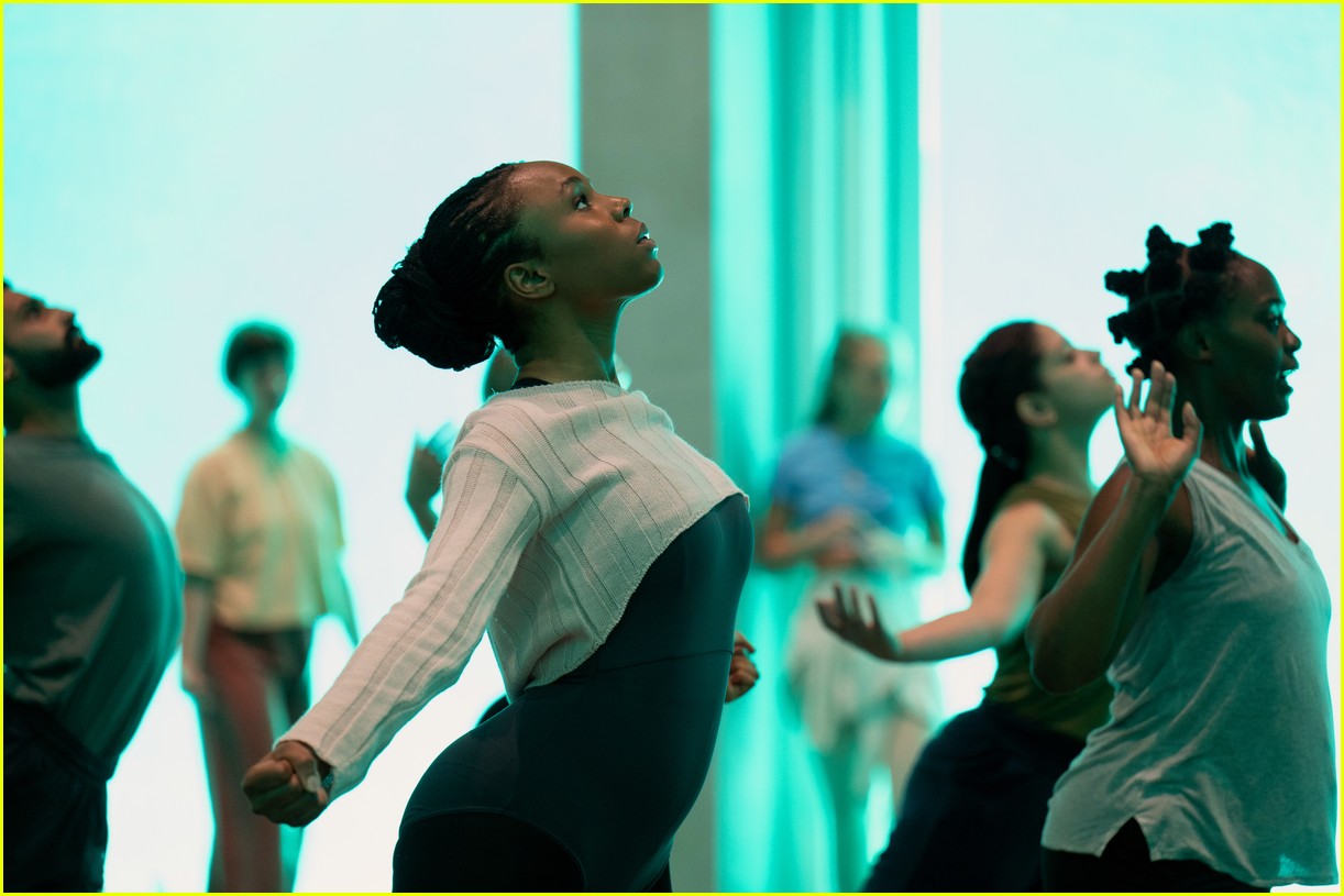 'Everything I Know About Love' Trailer Released - Watch Now!: Photo 4797784 | Emma Appleton, Peacock Pictures - Vimarsana News