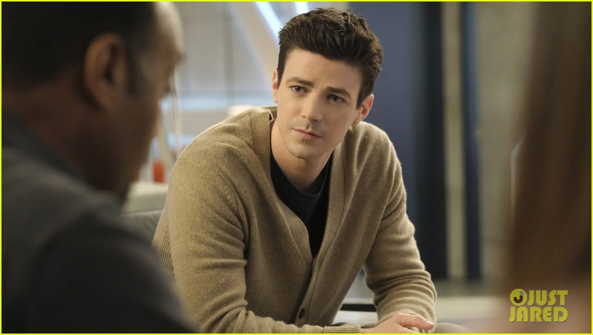 grant gustin reacts flash ending 054799043