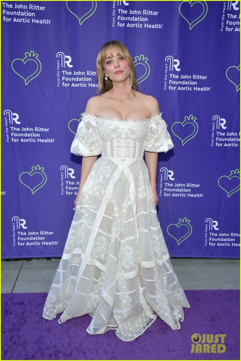 Photo kaley cuoco heads to peacock thriller series 04 Photo 4799815