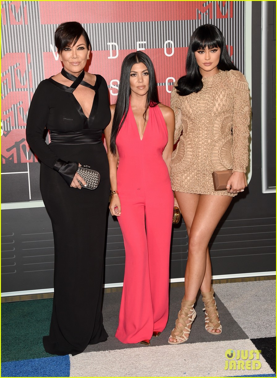 Kylie Jenner Dances with Her Mom Kris Jenner in Hilarious Viral TikTok