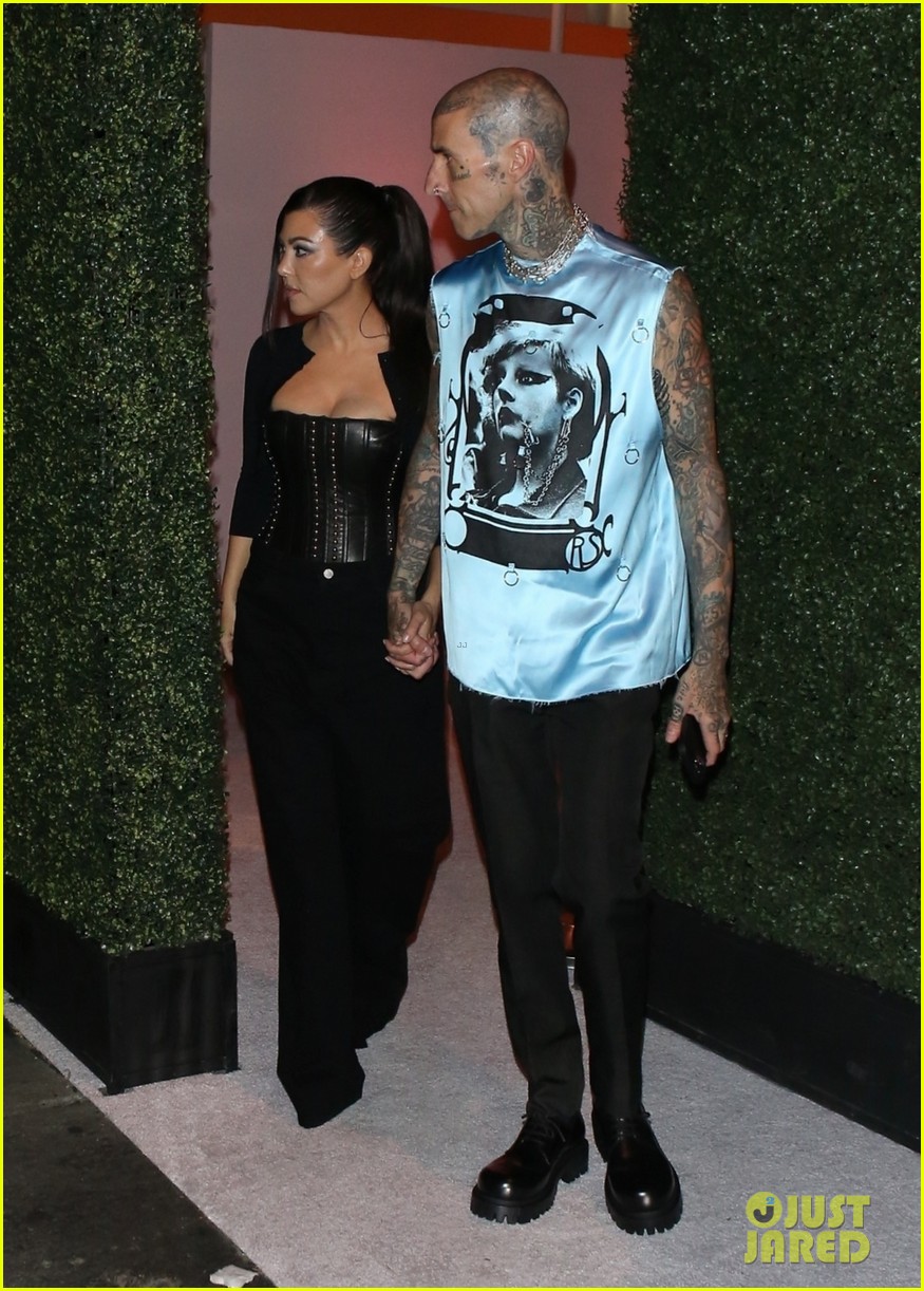 Kylie Jenner’s Full Family Joins Her for Kylie Cosmetics Party - See