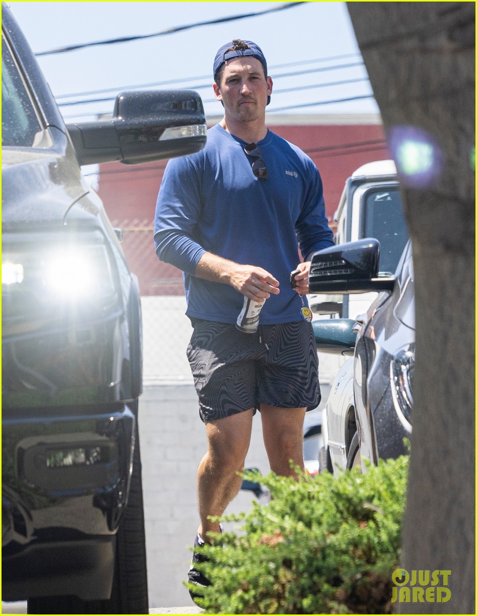 Photo miles teller car wash 29 Photo 4804511 Just Jared