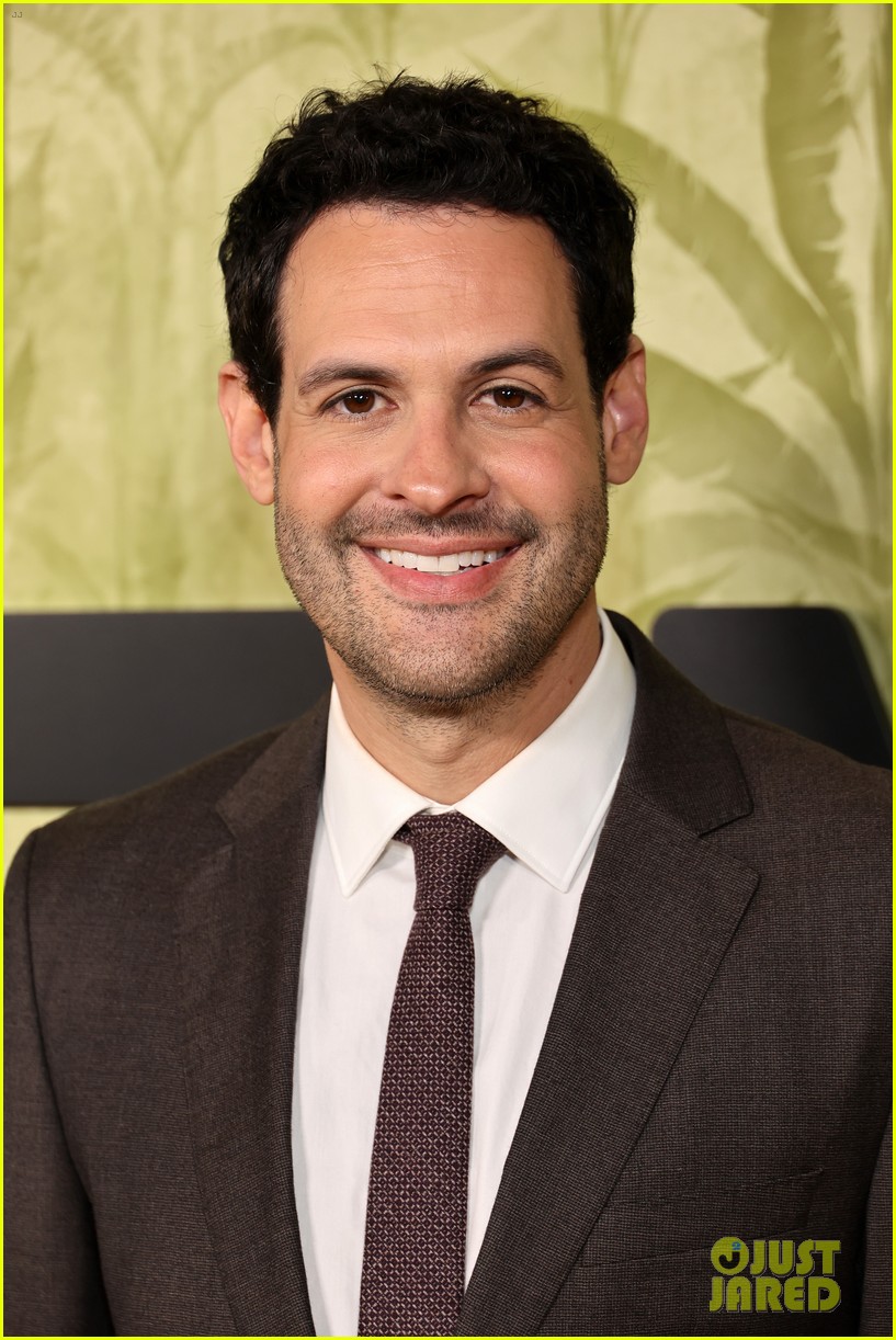 Steve Carell & Domnhall Gleeson Promote Their New Series 'The Patient