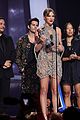 taylor swift wins video of the year 02