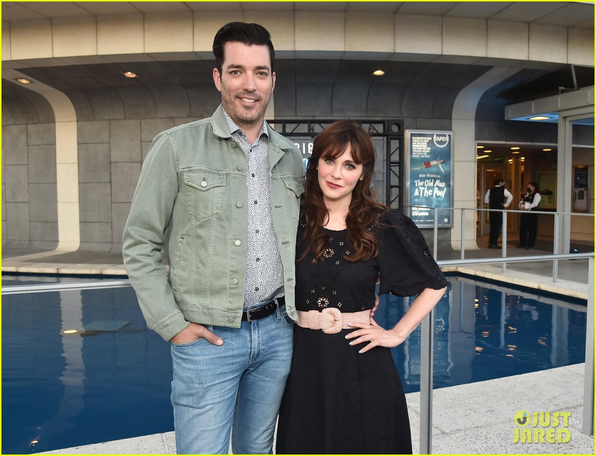 Zooey Deschanel & Jonathan Scott Celebrate Three Year Anniversary with