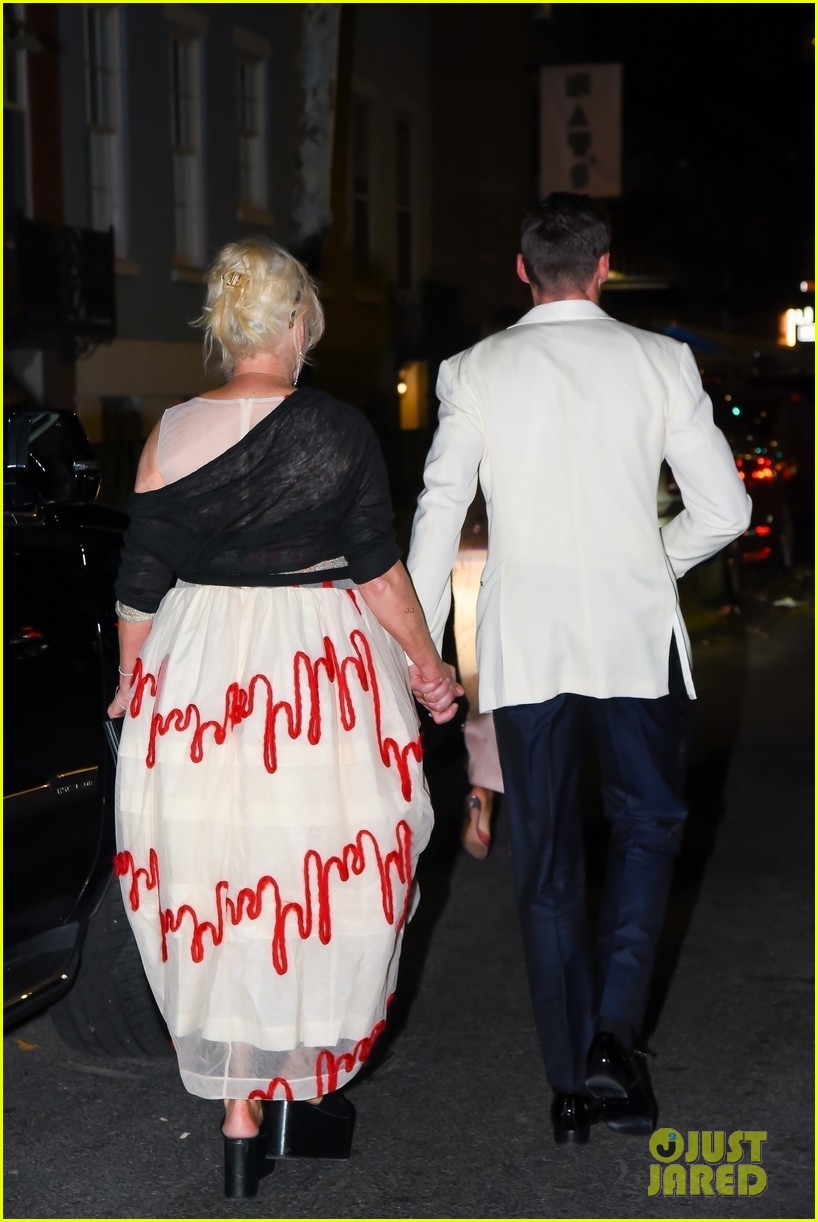 Baz Luhrmann’s Birthday Party Had So Many Celebs, Including Leonardo