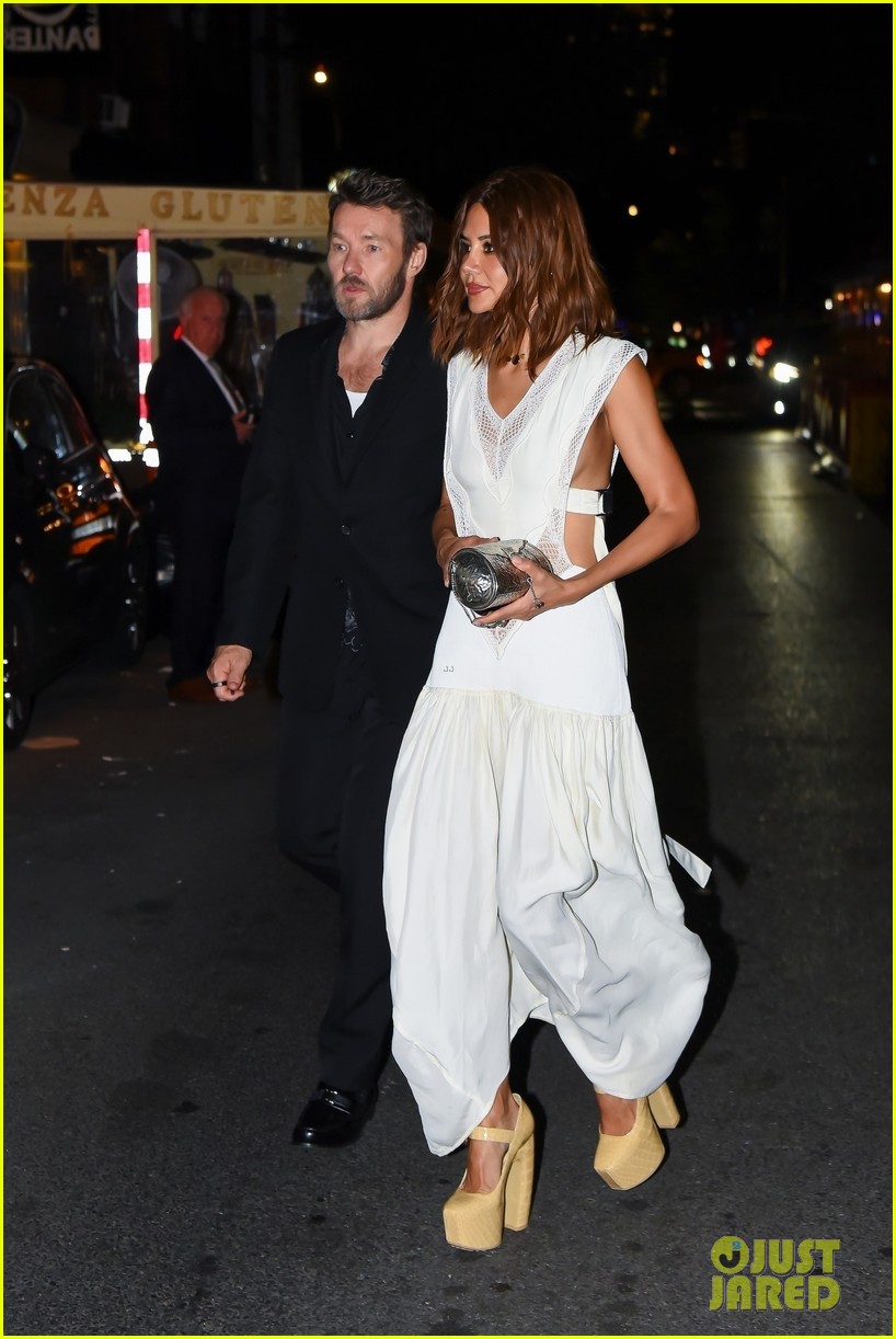 Baz Luhrmann’s Birthday Party Had So Many Celebs, Including Leonardo