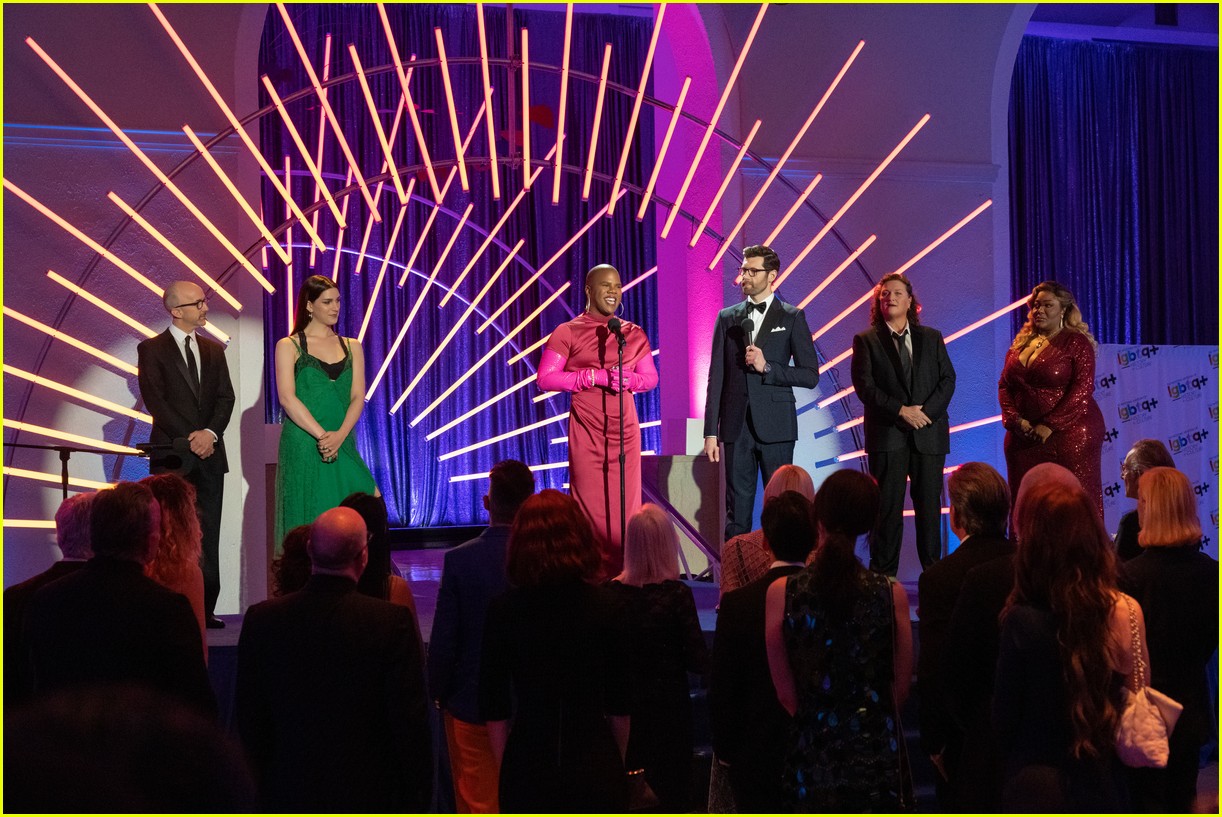 Is There a 'Bros' Movie End Credits Scene? Details Revealed! Photo