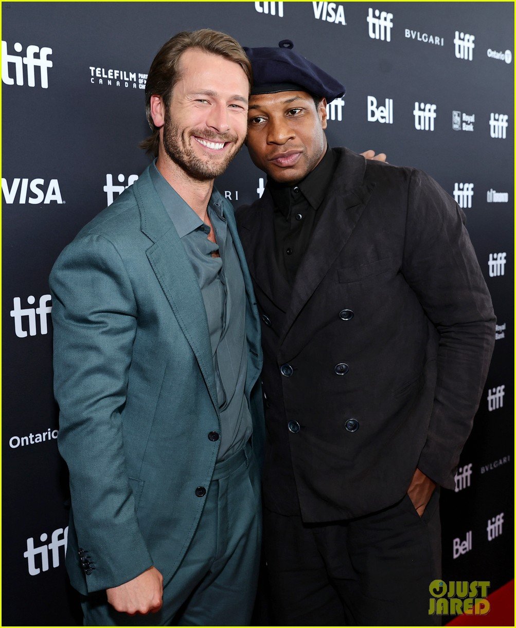 Joe Jonas Gets Wife Sophie Turner's Support at 'Devotion' Premiere at TIFF 2022! Photo 4818604