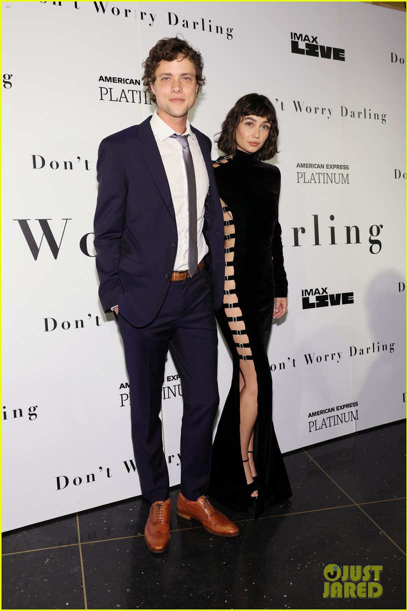 olivia wilde harry styles dont worry darling nyc premiere 324823819