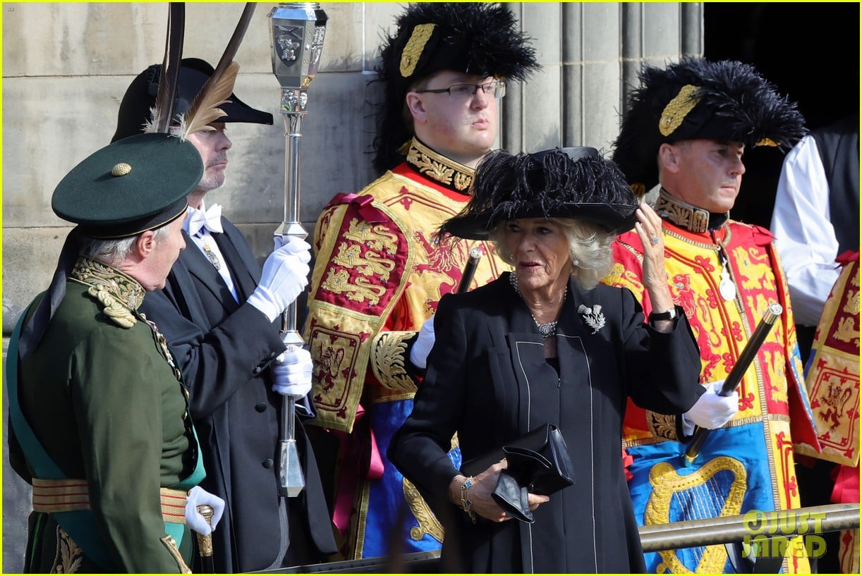 Queen Elizabeth's Four Children Walk Behind Her Coffin During