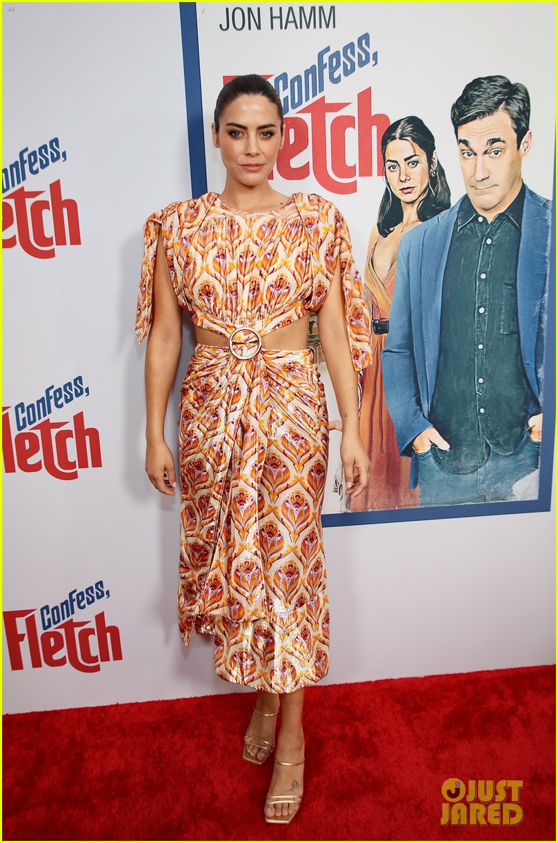 jon hamm supported by anna osceola at confess fletch premiere 044814013