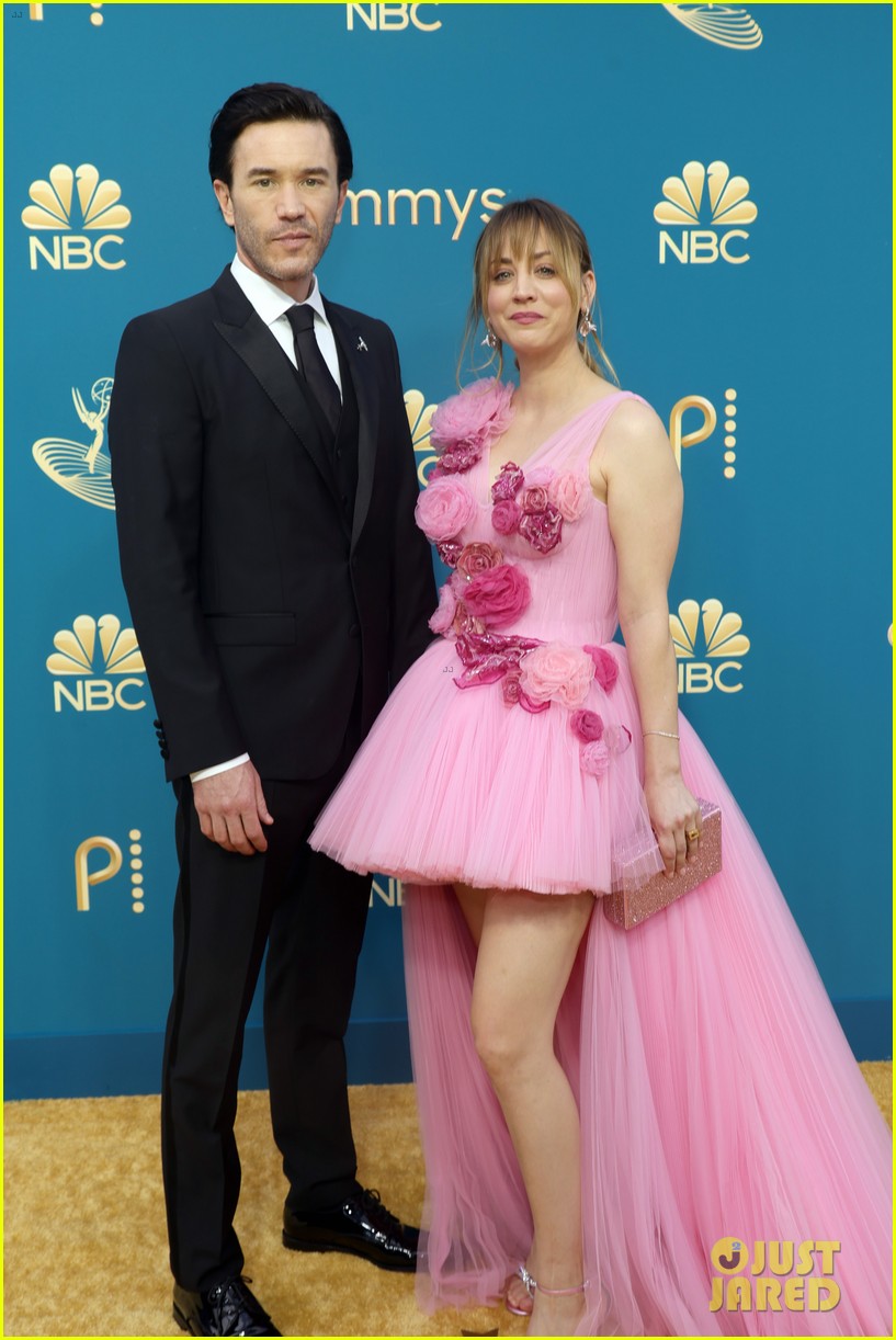 Henry Cavill Girlfriend 2022 Kaley Cuoco