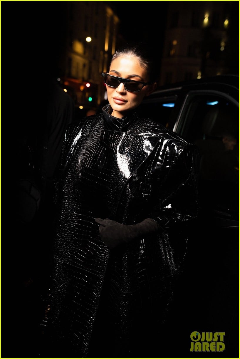 Kylie Jenner&rsquo;s Latest Paris Fashion Week Looks Are Here!: Photo 4829308