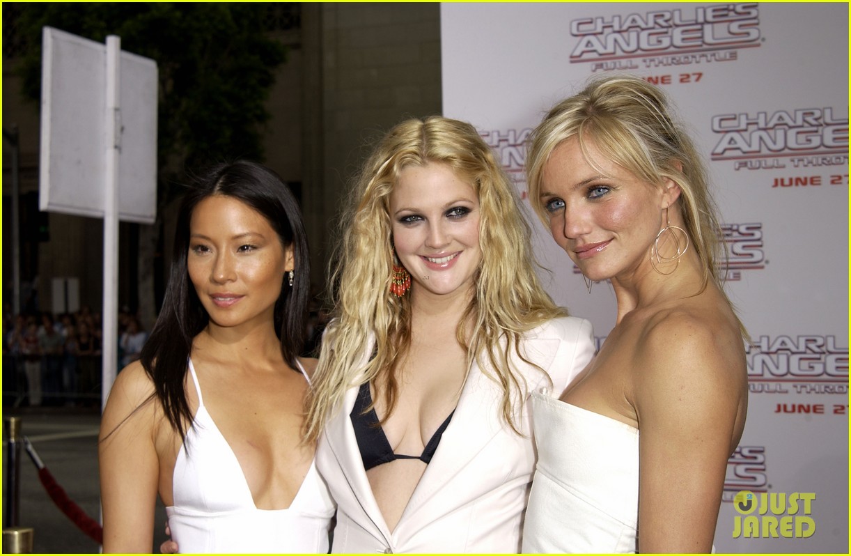 drew barrymore expresses interest in charlies angels movie 094830290