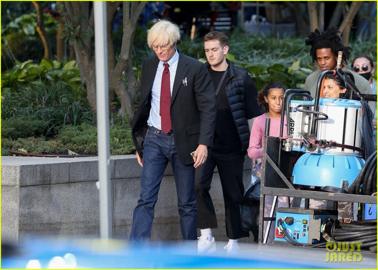 Paul Bettany Rocks A White Wig For 'The Collaboration' Filming With